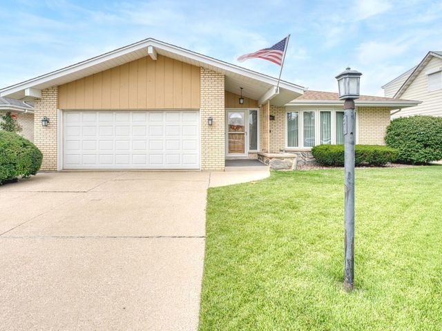10004 PARKE Avenue, Oak Lawn, IL 60453