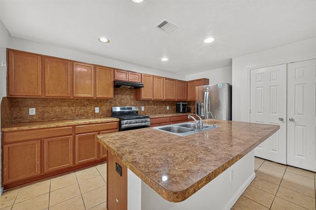 16547 Lanesborough Drive, Houston, TX 77084