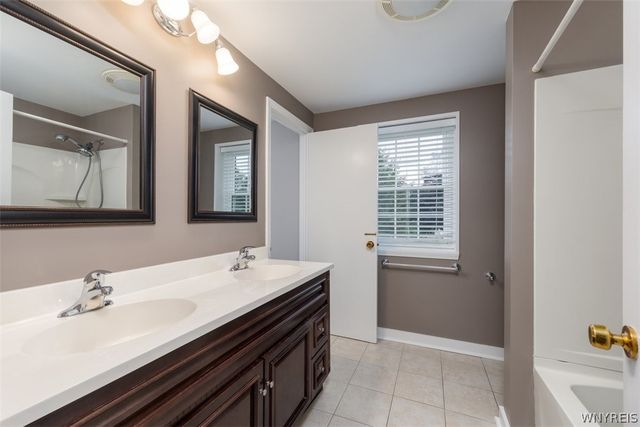 111 The Meadow, Aurora, NY 14052