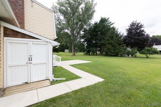 111 The Meadow, Aurora, NY 14052