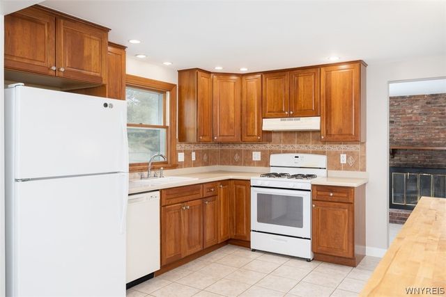 111 The Meadow, Aurora, NY 14052