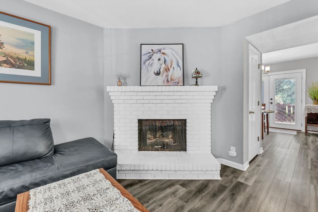 2172 Memorial Dr Apt A6, Clarksville, TN 37043