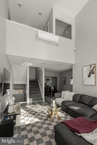 800 GARRISTON RD, Lewisberry, PA 17339