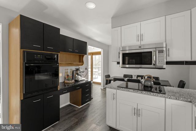 800 GARRISTON RD, Lewisberry, PA 17339