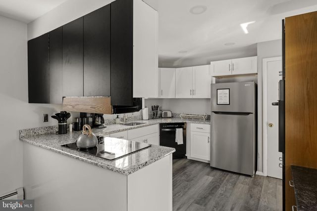 800 GARRISTON RD, Lewisberry, PA 17339