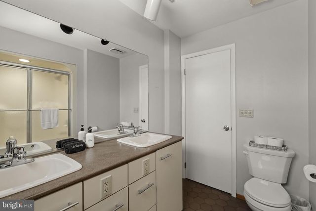 800 GARRISTON RD, Lewisberry, PA 17339