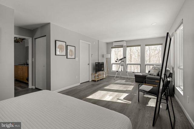 800 GARRISTON RD, Lewisberry, PA 17339