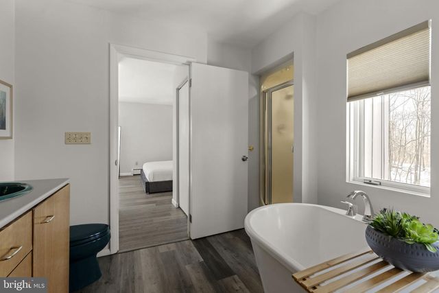 800 GARRISTON RD, Lewisberry, PA 17339