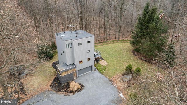 800 GARRISTON RD, Lewisberry, PA 17339