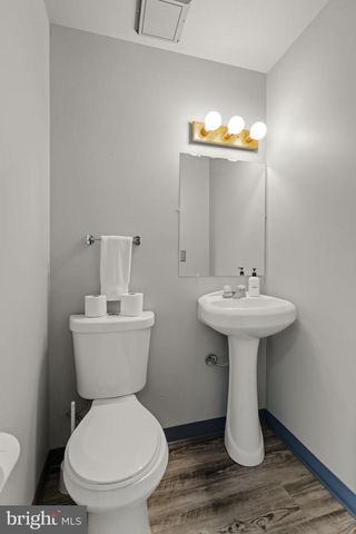 800 GARRISTON RD, Lewisberry, PA 17339