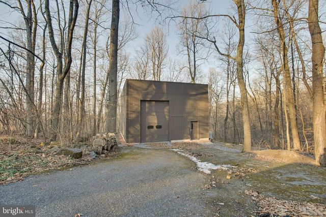 800 GARRISTON RD, Lewisberry, PA 17339