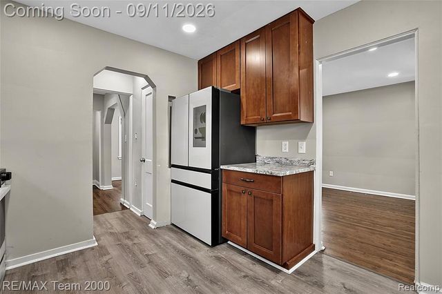 21726 Gregory Street, Dearborn, MI 48124