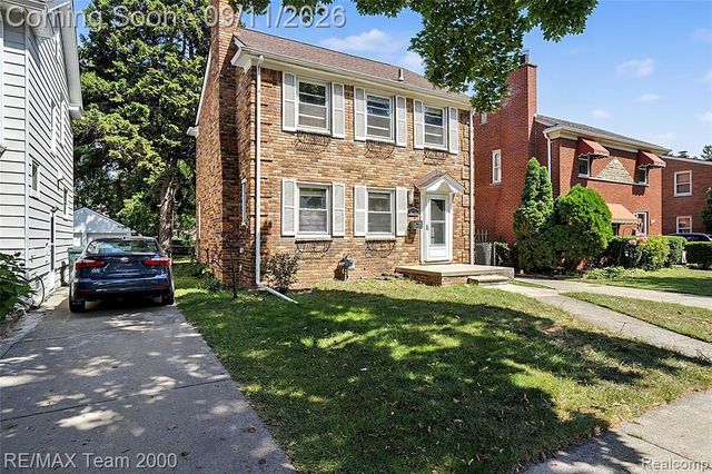 21726 Gregory Street, Dearborn, MI 48124