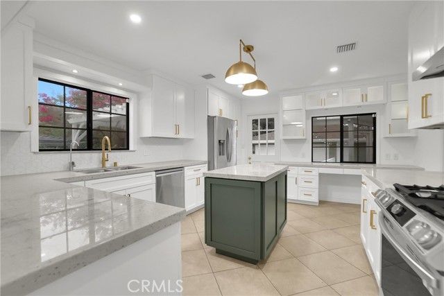 1834 Midwick Drive, Altadena, CA 91001