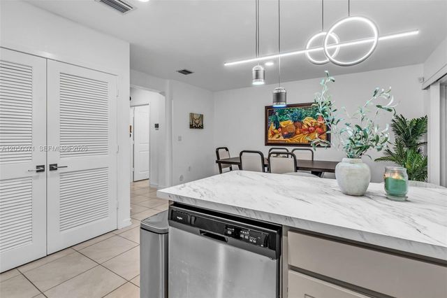 533 NE 5th Place, Florida City, FL 33034