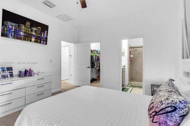 533 NE 5th Place, Florida City, FL 33034