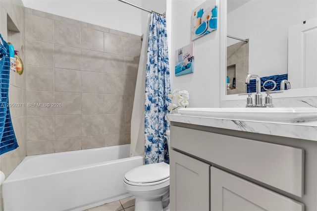 533 NE 5th Place, Florida City, FL 33034