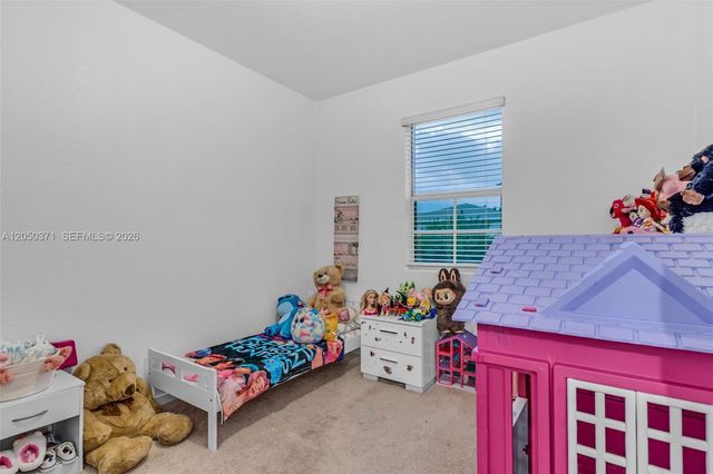 533 NE 5th Place, Florida City, FL 33034