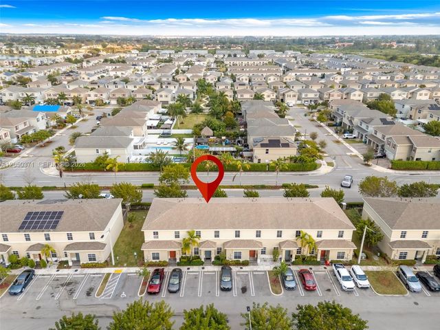533 NE 5th Place, Florida City, FL 33034