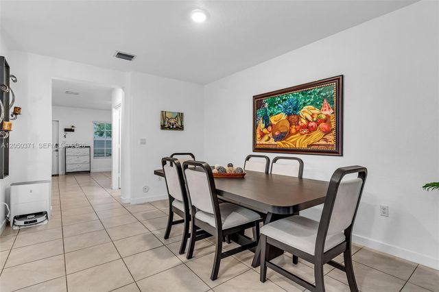 533 NE 5th Place, Florida City, FL 33034