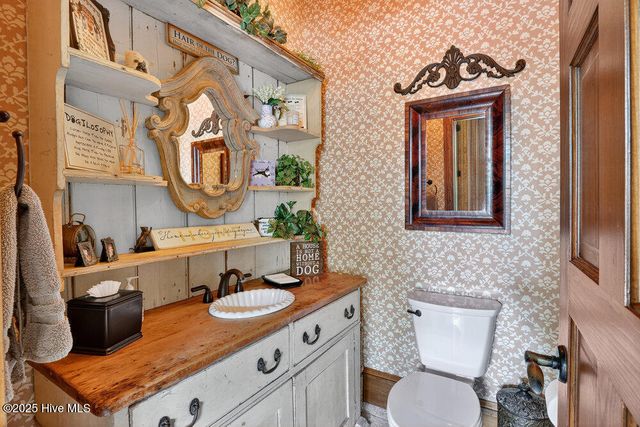 2325 Ocean Point Drive, Wilmington, NC 28405