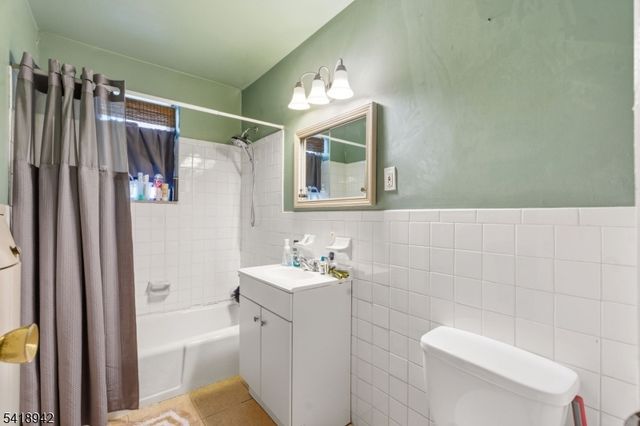 45 Wilfred St, West Orange Twp., NJ 07052