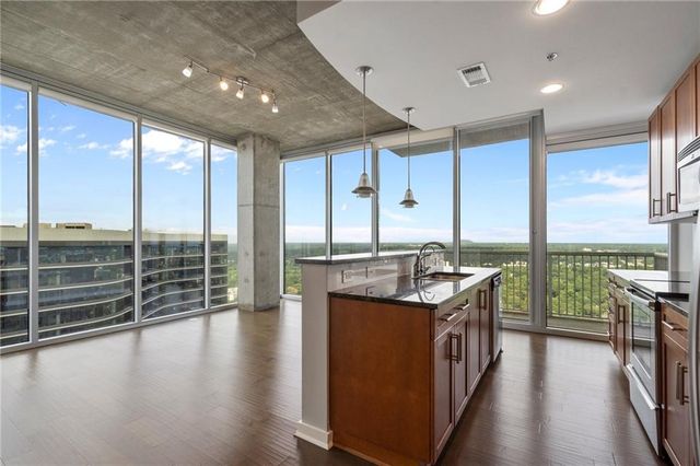 855 Peachtree Street NE 2914, Atlanta, GA 30308