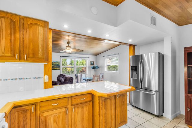 13 Bass Avenue, Key Largo, FL 33037