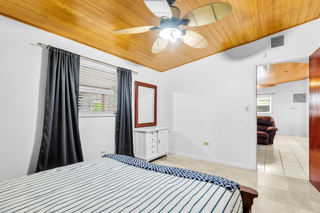 13 Bass Avenue, Key Largo, FL 33037