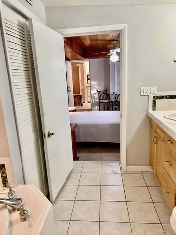 13 Bass Avenue, Key Largo, FL 33037