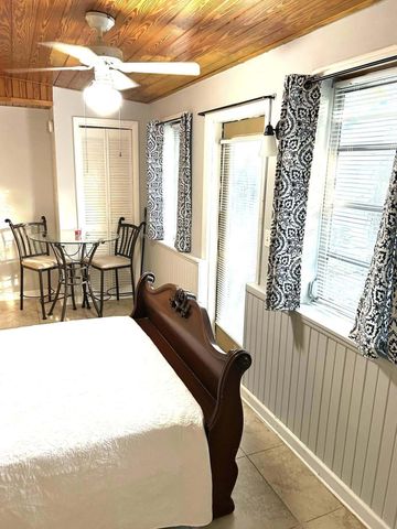 13 Bass Avenue, Key Largo, FL 33037