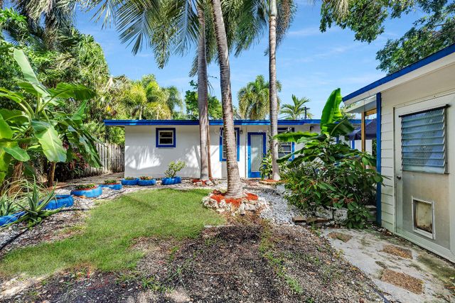 13 Bass Avenue, Key Largo, FL 33037
