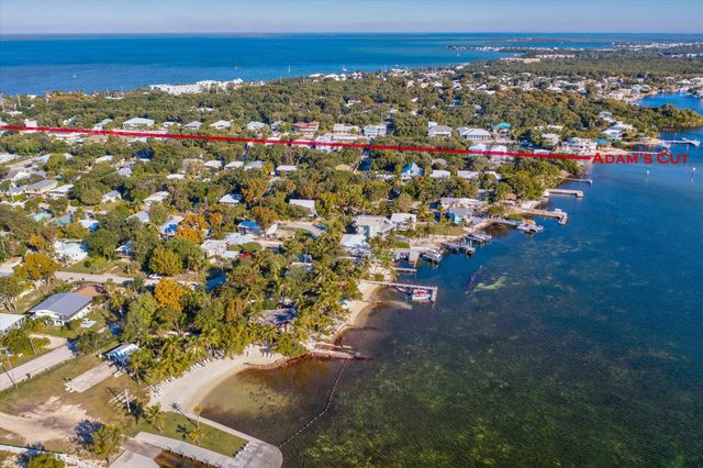 13 Bass Avenue, Key Largo, FL 33037