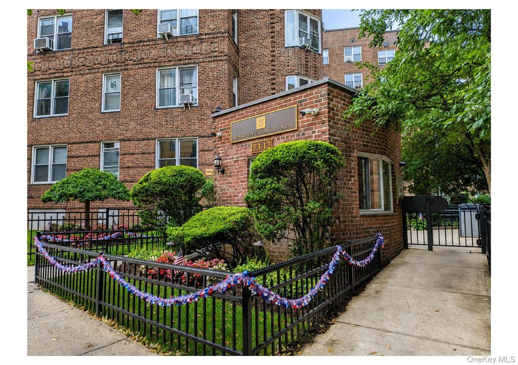73-12 35th Avenue D32, Jackson Heights, NY 11372 — photo 2