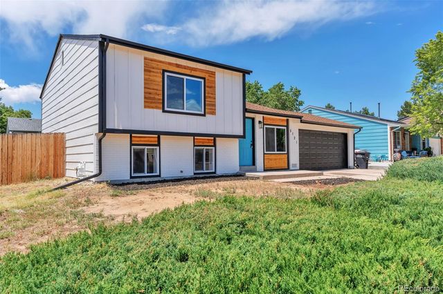 5121 Dillon Street, Denver, CO 80239
