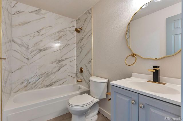 5121 Dillon Street, Denver, CO 80239