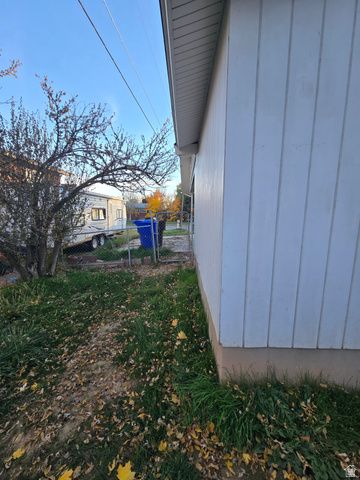 484 E 2050 N, North Ogden, UT 84414