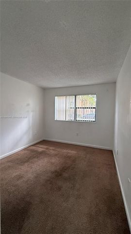 7210 NW 179th St 105, Hialeah, FL 33015