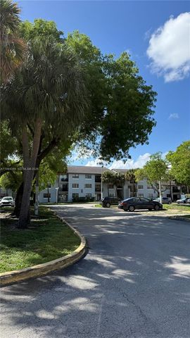 7210 NW 179th St 105, Hialeah, FL 33015