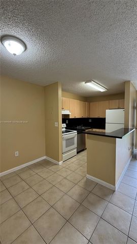 7210 NW 179th St 105, Hialeah, FL 33015