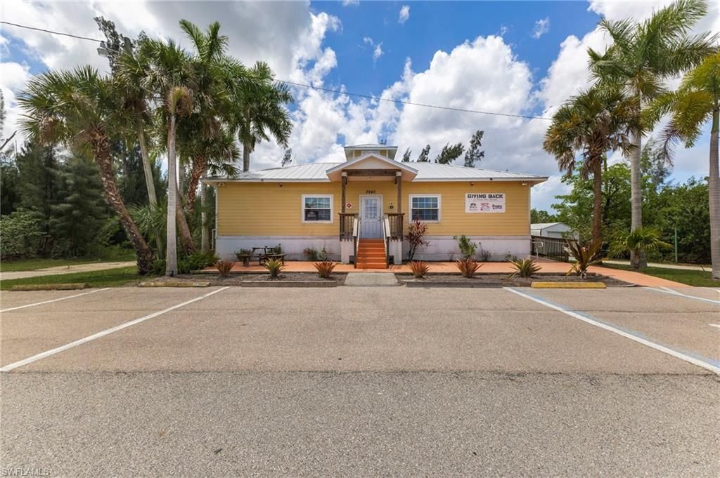 3640 Pine Island RD, CAPE CORAL, FL 33991 — photo 2