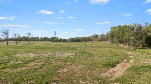 0 Dixon Rd, Shelbyville, TN 37160