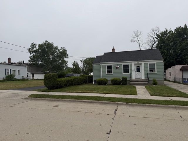 1013 28th STREET, Two Rivers, WI 54241