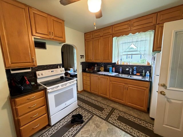 1013 28th STREET, Two Rivers, WI 54241