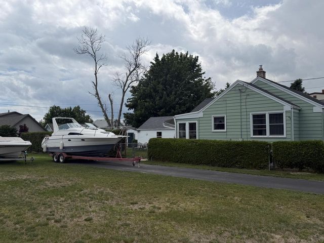 1013 28th STREET, Two Rivers, WI 54241