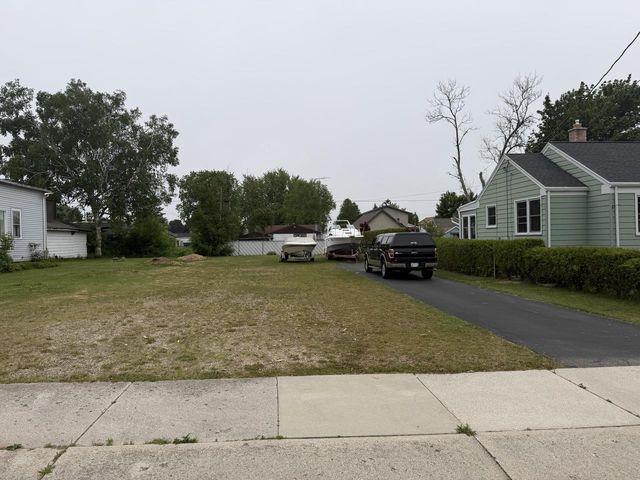 1013 28th STREET, Two Rivers, WI 54241