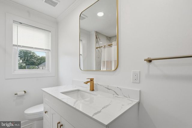 3766 PRESIDENT ST, Philadelphia, PA 19114