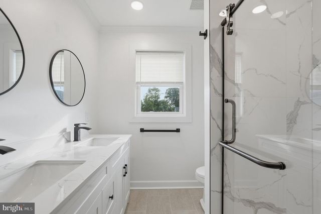 3766 PRESIDENT ST, Philadelphia, PA 19114