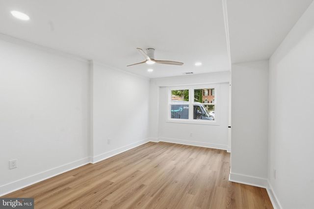 3766 PRESIDENT ST, Philadelphia, PA 19114