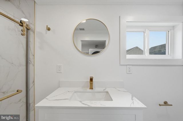 3766 PRESIDENT ST, Philadelphia, PA 19114